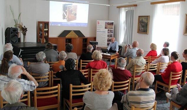 Prednáška V. Brabenca o ďalšej významnej kapitole trenčianskych dejín každodennosti