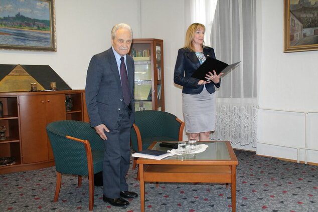 Beseda s básnikom, autorom učebníc, členom Spolku slovenských spisovateľov Pavlom Hamžíkom - Zempl