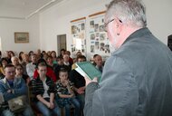 Prednáška novinára, spisovateľa, folkloristu Jiřího Jilíka zaoberajúceho sa pravdivým príbehom žítko