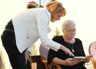 Noc literatúry – verejné čítanie na netradičných miestach s cieľom upozorniť na význam literatúry, s